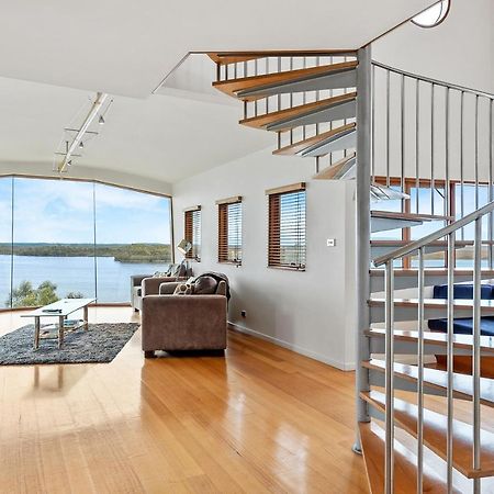 Wheelhouse Apartments Strahan Eksteriør billede