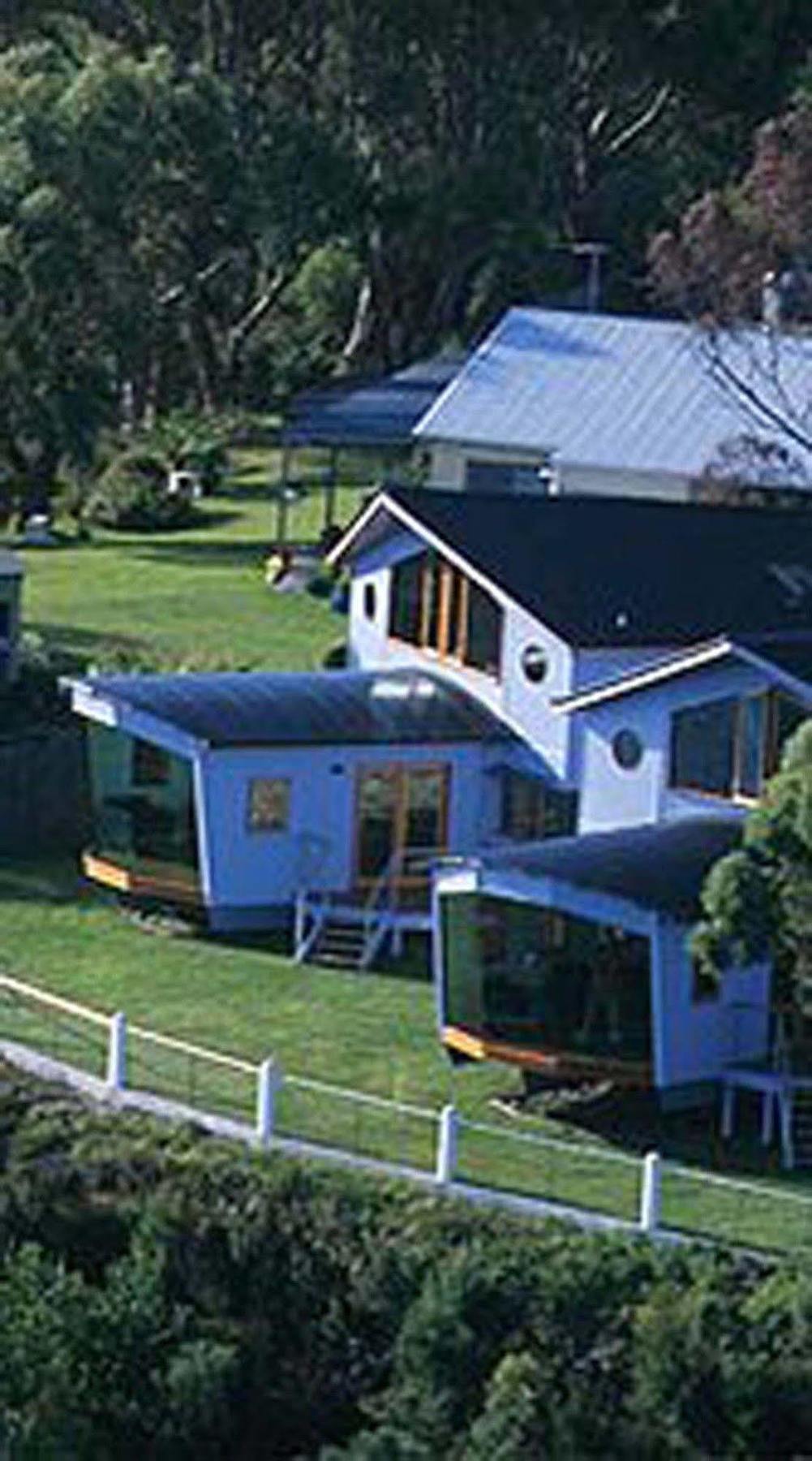 Wheelhouse Apartments Strahan Eksteriør billede