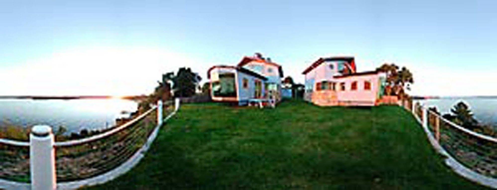 Wheelhouse Apartments Strahan Eksteriør billede