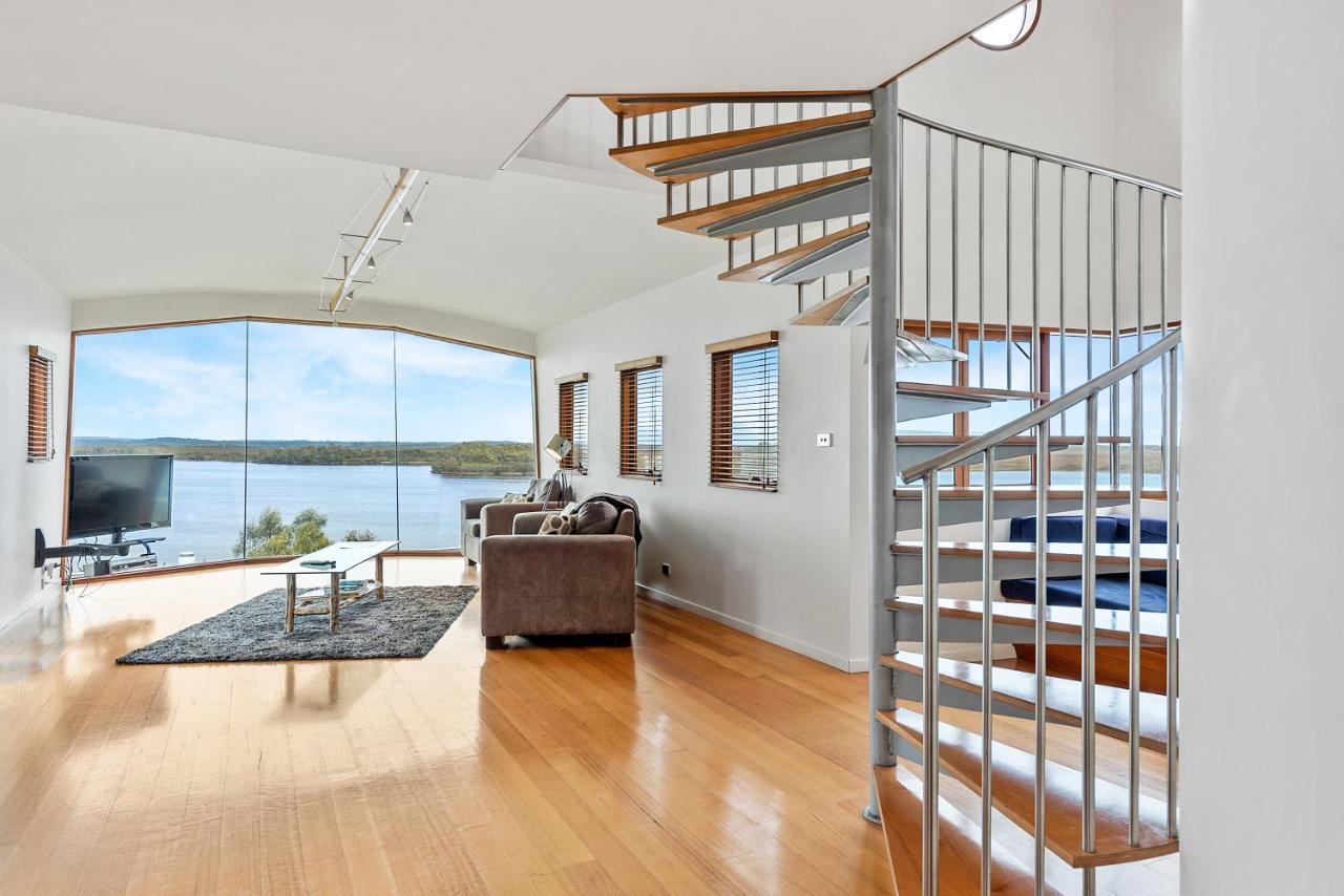 Wheelhouse Apartments Strahan Eksteriør billede